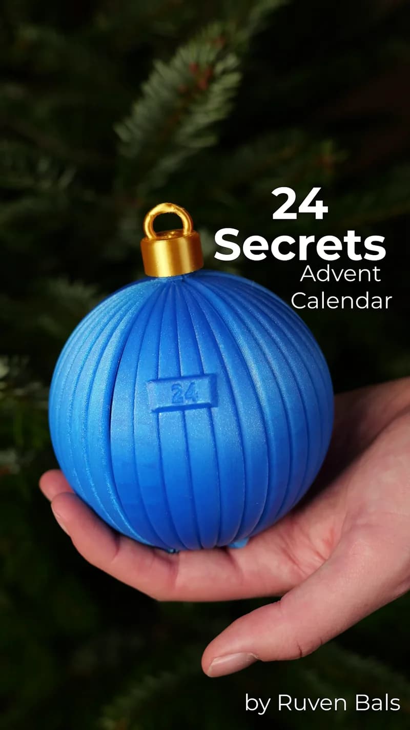 24 Secrets an Ornament Advent Calendar 3d model